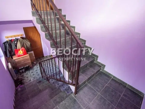 Prodaja, kuća, 310m², Železnik, Beograd - image 2