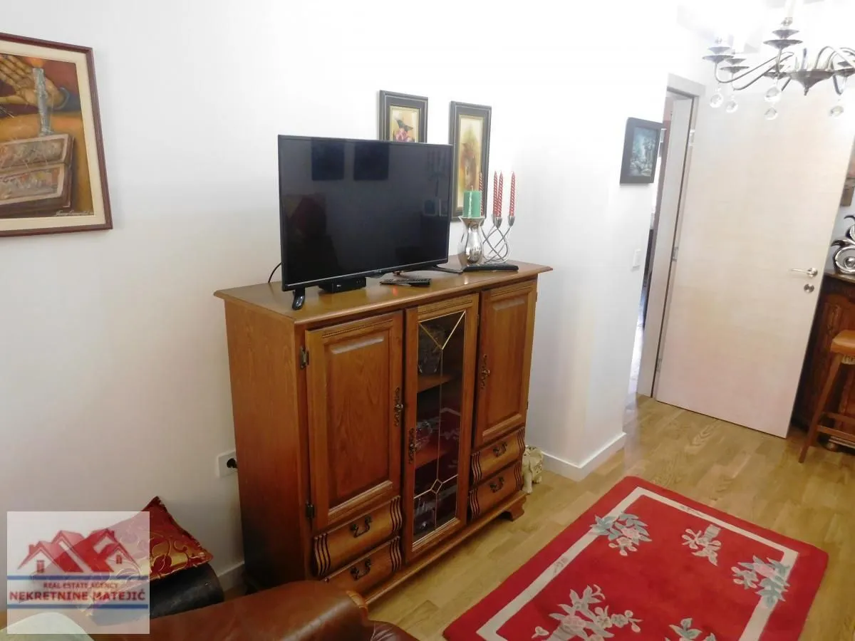 Prodaja, dvosoban stan, 67m², Mala vaga, Kragujevac
