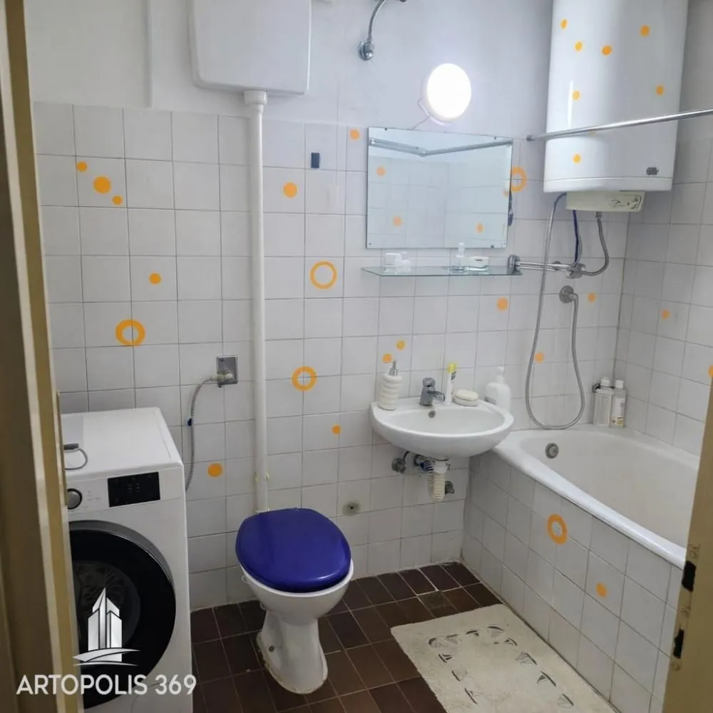 Prodaja, trosoban stan, 86m², Novi Beograd Blok 63, Novi Beograd Sve Podlokacije