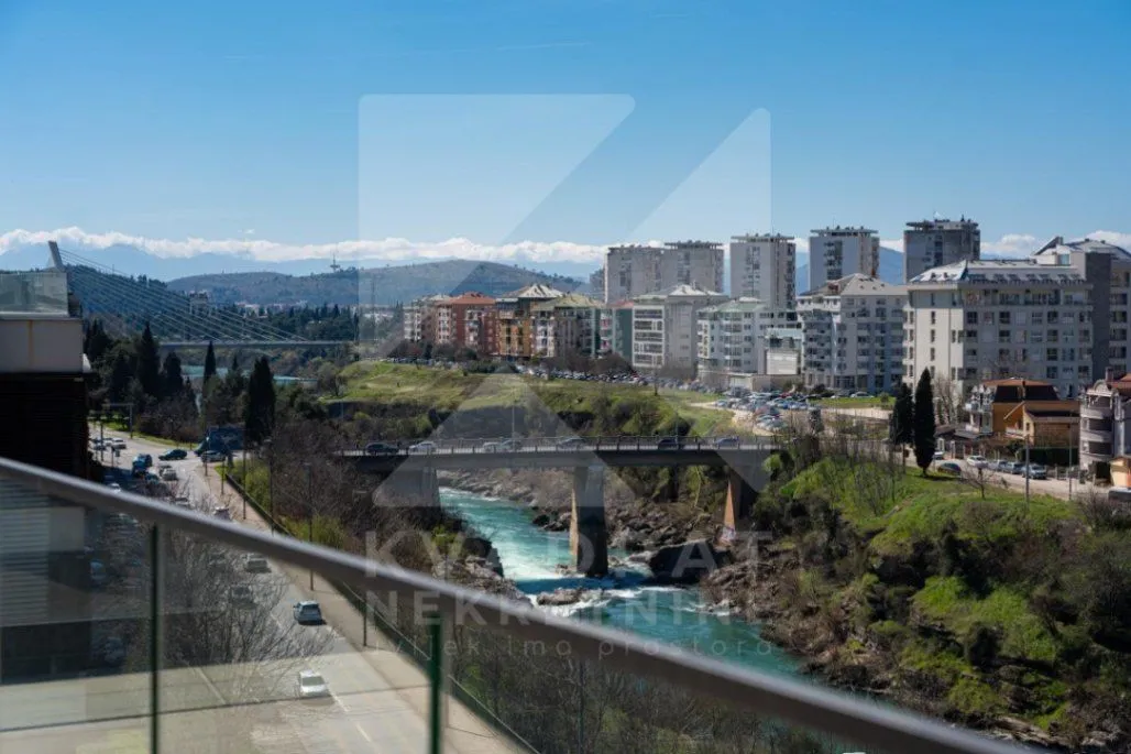 Sale, three bedroom apartment, 163m², Vezirov Most, Podgorica