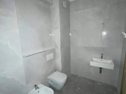 Prodaja, dvosoban stan, 80m², Pobrežje, Podgorica - image 9