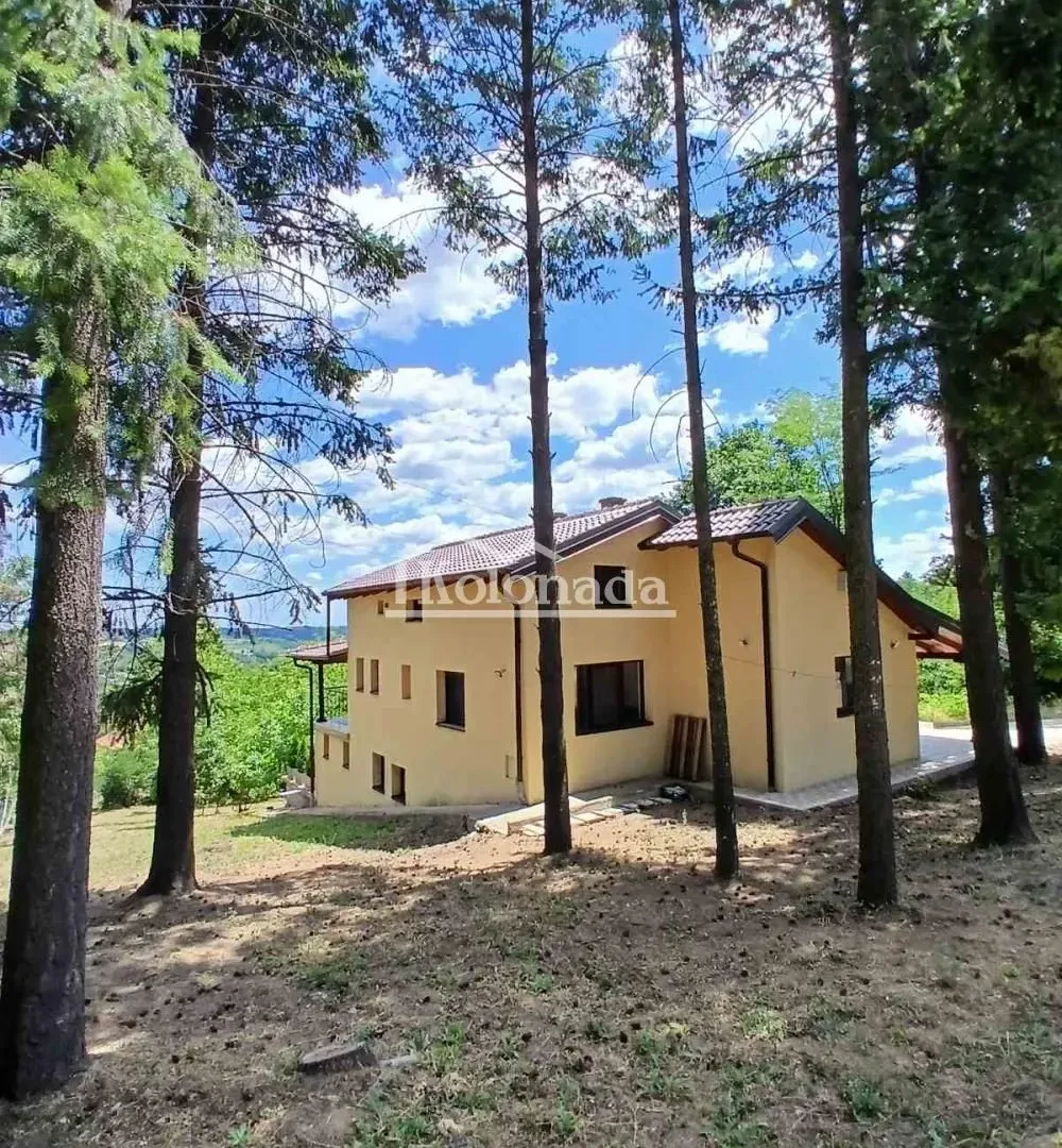 Prodaja, kuća, 190m², Sopot, Beograd