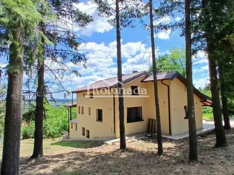 Prodaja, kuća, 190m², Sopot, Beograd - image 1