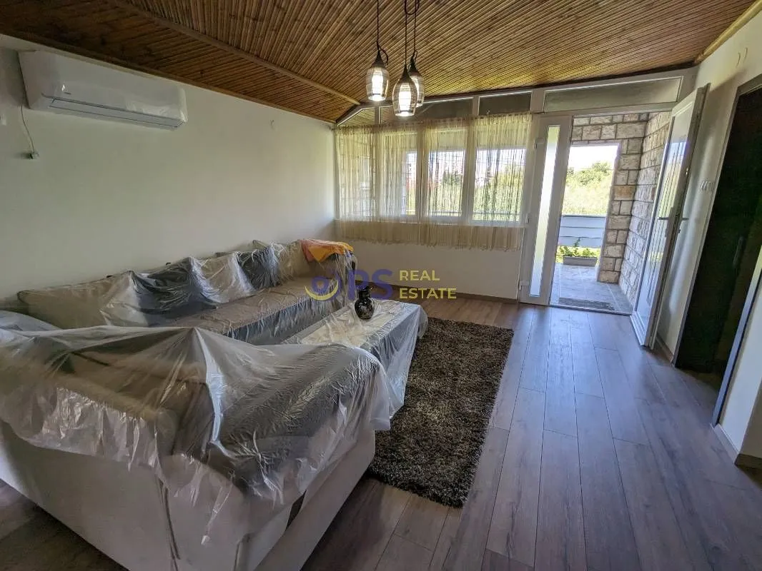 Sale, house, 200m², Bar, Crna Gora