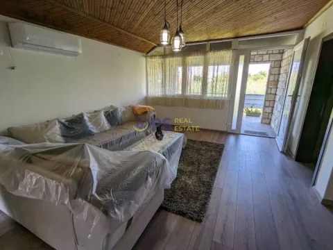 Prodaja, kuća, 200m², Bar, Crna Gora - image 9