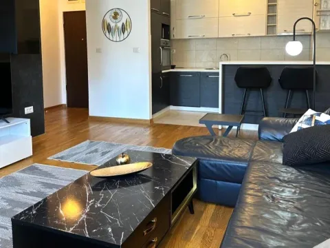 Rent, apartment, 64m², City Kvart, Podgorica - image 4