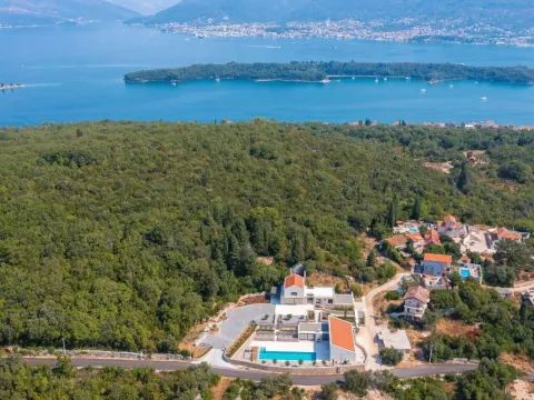 Prodaja, kuća, 558m², Đuraševići, Tivat - image 35