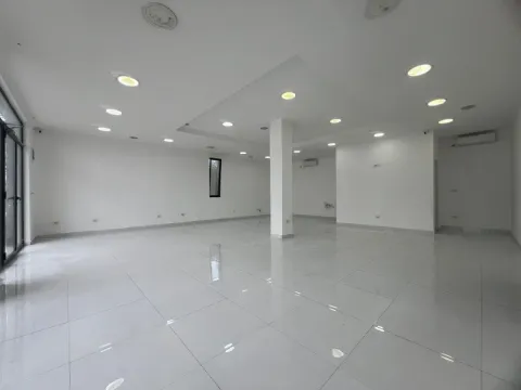 Izdavanje, poslovni prostor, 90m², Masline, Podgorica - image 6