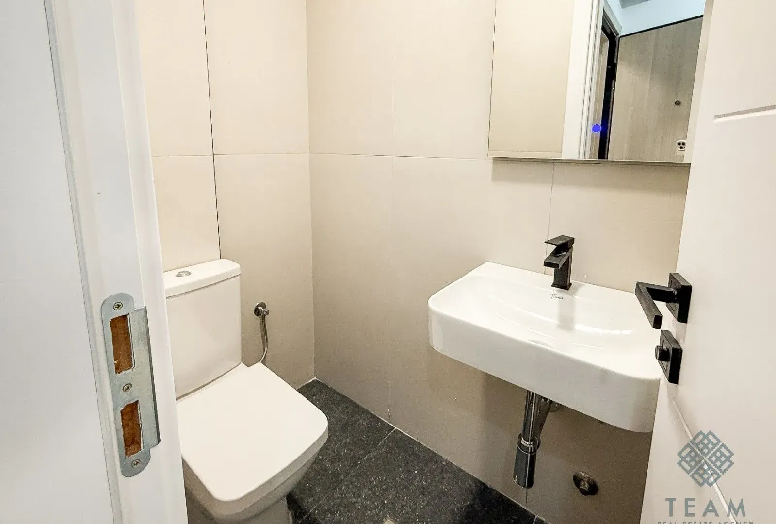 Prodaja, dvosoban stan, 62m², Momišići, Podgorica