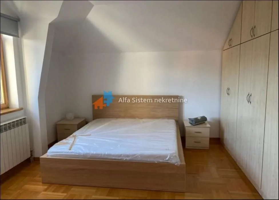 Rent, four bedroom apartment, 250m², Savski Venac, Beograd