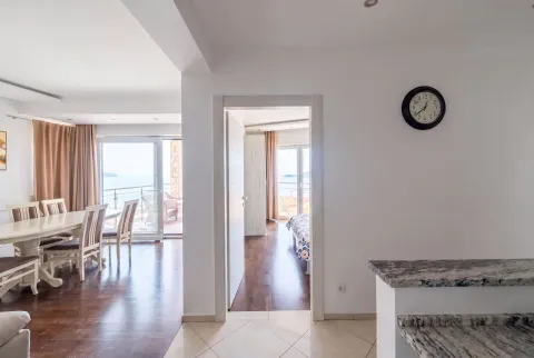 Rent, four bedroom apartment, 91m², Bečići, Budva - image 7