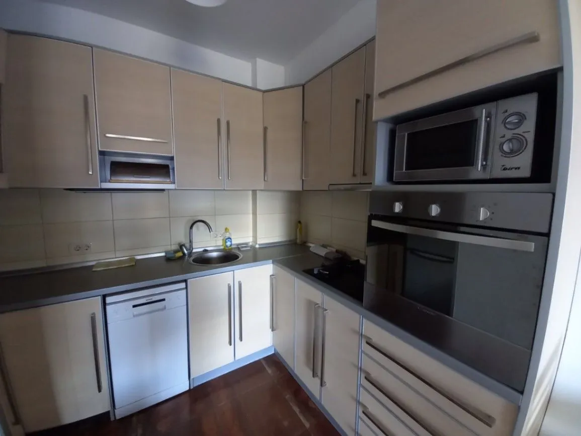 Izdavanje, jednosoban stan, 45m², City Kvart, Podgorica