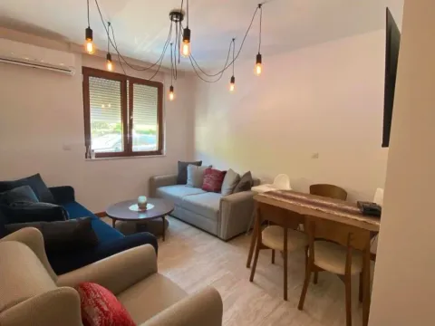 Izdavanje, jednosoban stan, 44m², Donja Lastva, Tivat - image 2