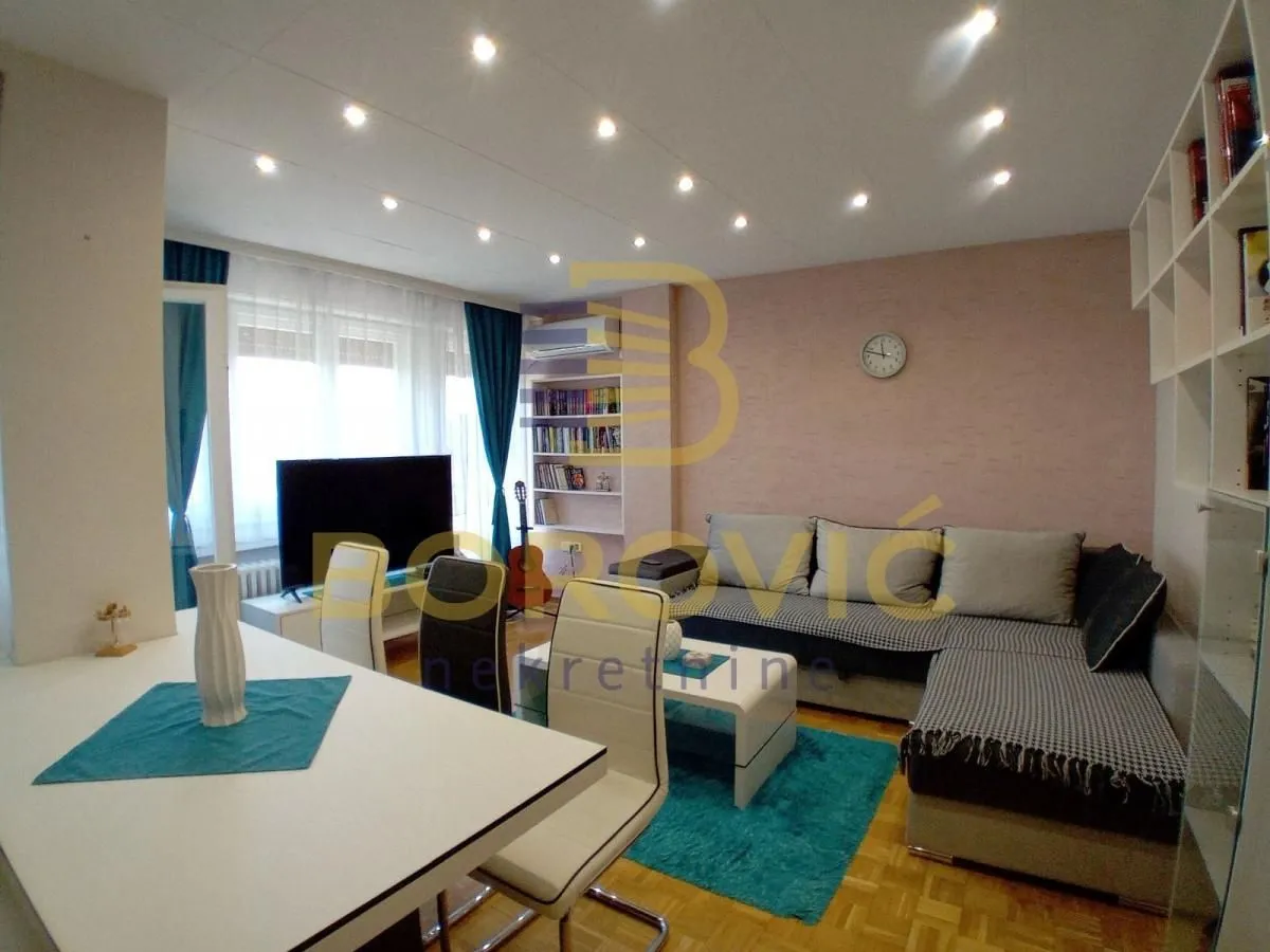Rent, two bedroom apartment, 59m², Novi Beograd Blok 45, Novi Beograd Sve Podlokacije