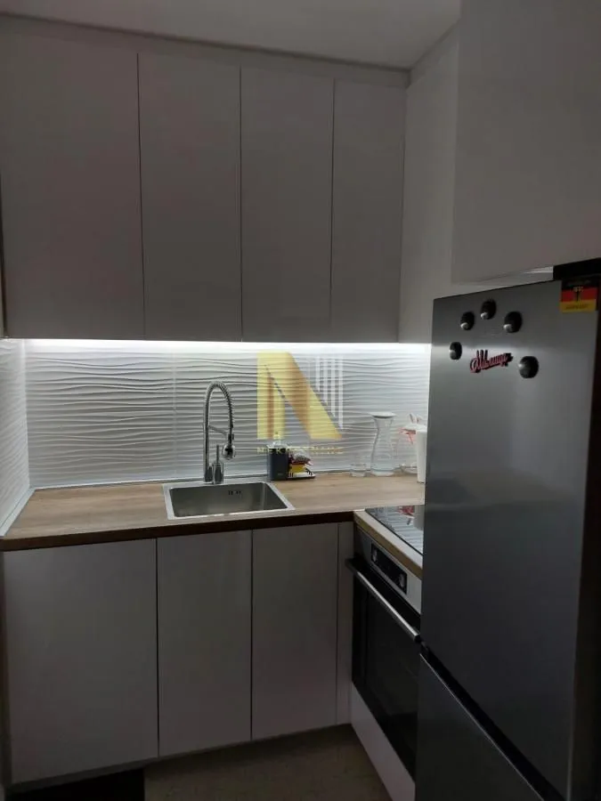 Izdavanje, jednosoban stan, 37m², Bulevar patrijarha Pavla, Novi Sad Sve Podlokacije