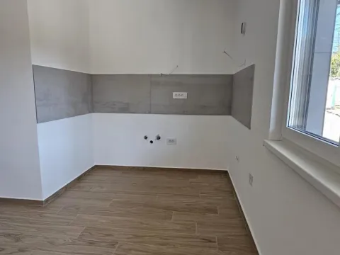 Prodaja, trosoban stan, 65m², Cvetkova Pijaca, Zvezdara Sve Podlokacije - image 2