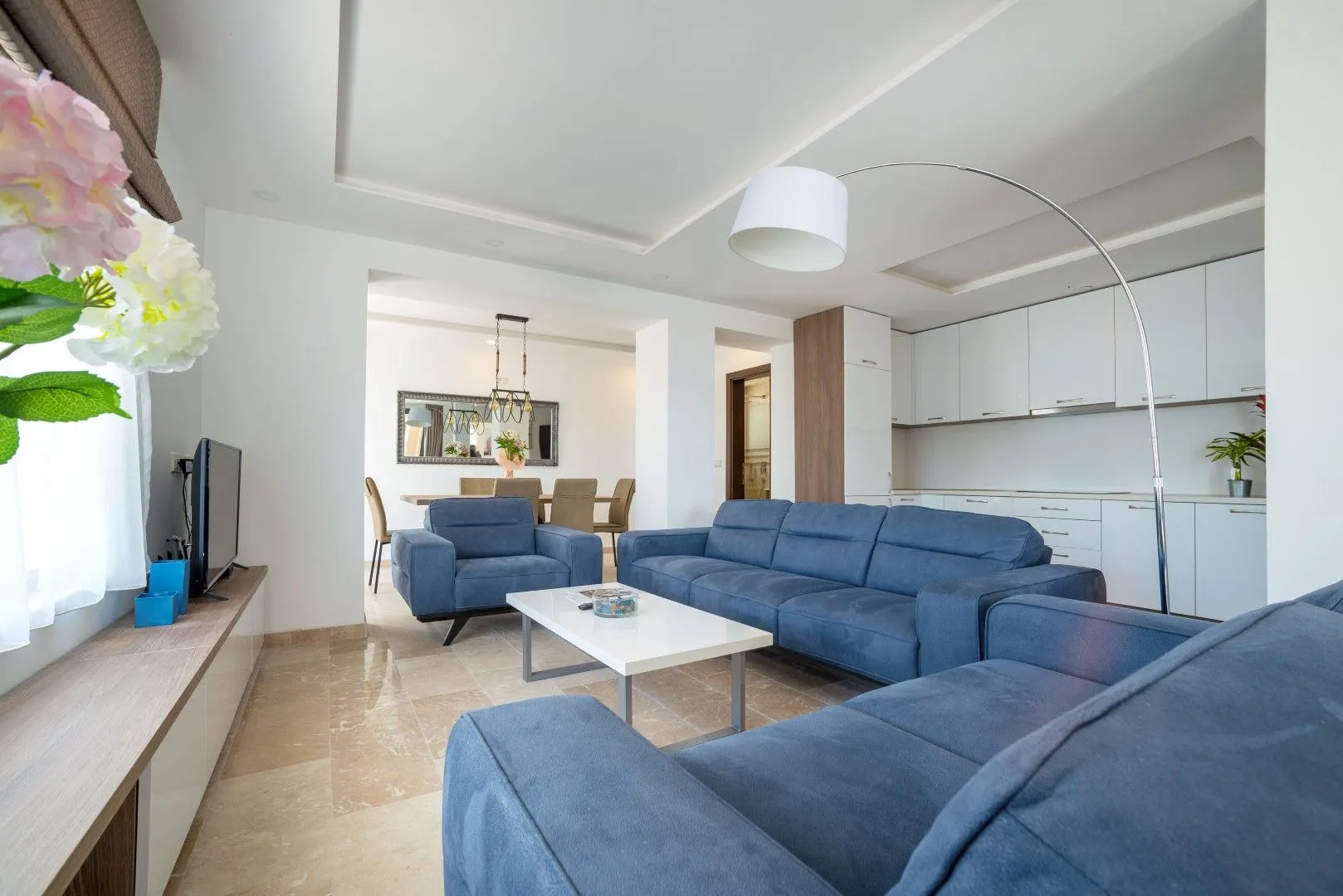 Sale, house, 170m², Bečići, Budva