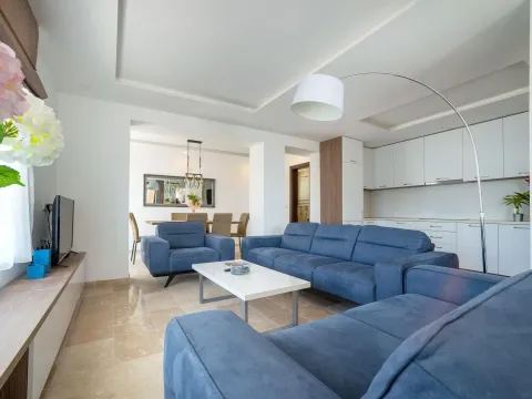 Sale, house, 170m², Bečići, Budva - image 9