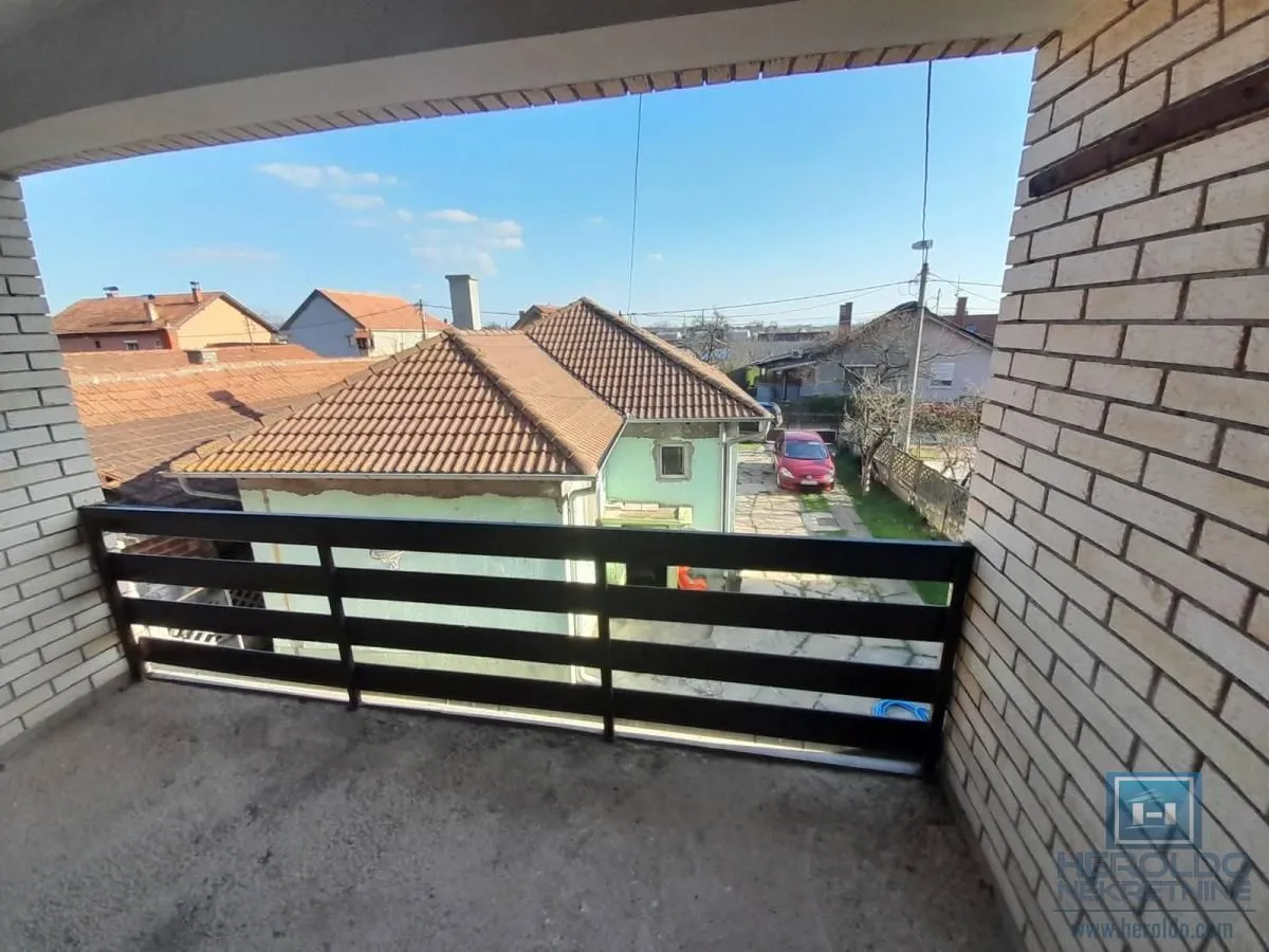 Sale, house, 265m², Ćuprija, Srbija