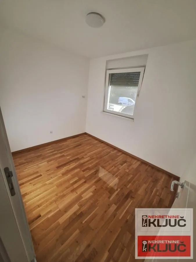 Prodaja, trosoban stan, 74m², Veternička rampa, Novi Sad Sve Podlokacije