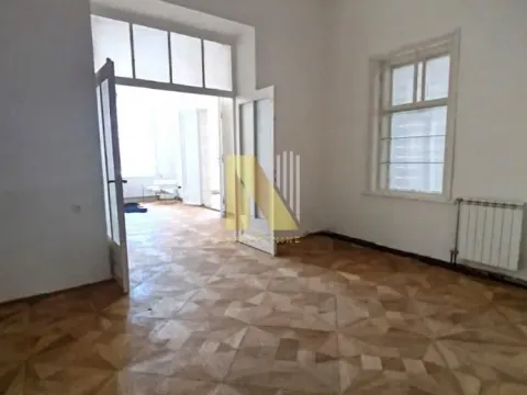 Rent, three bedroom apartment, 200m², Centar, Novi Sad - image 16