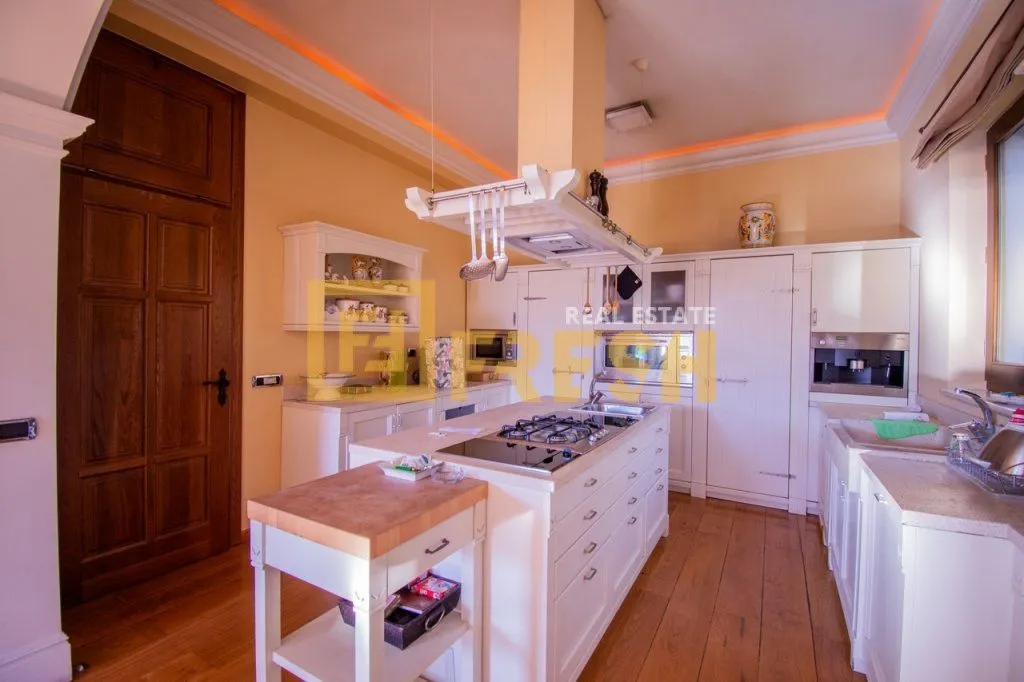 Sale, house, 1264m², Budva, Crna Gora