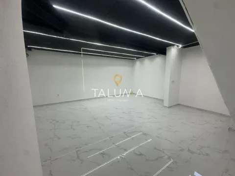 Rent, office space, 115m², Stari Aerodrom, Podgorica - image 3