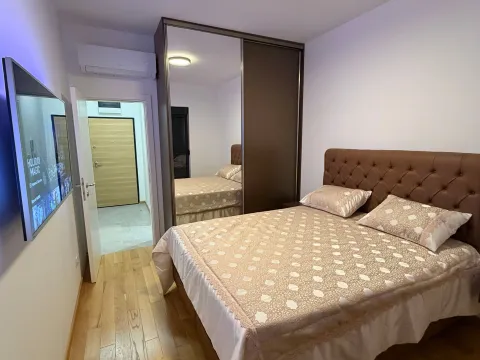 Izdavanje, poslovni prostor, 100m², Mojkovac, Crna Gora - image 1
