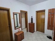 Izdavanje, dvosoban stan, 71m², Stari Aerodrom, Podgorica - image 7