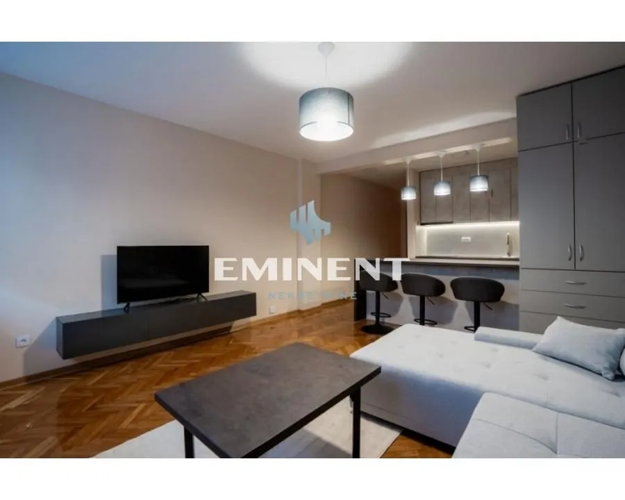 Izdavanje, jednosoban stan, 32m², Novi Beograd Blok 1 Fontana, Novi Beograd Sve Podlokacije