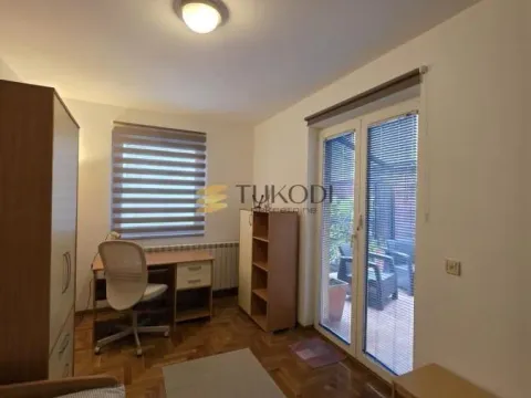 Izdavanje, trosoban stan, 100m², Lekino Brdo, Voždovac Sve Podlokacije - image 11