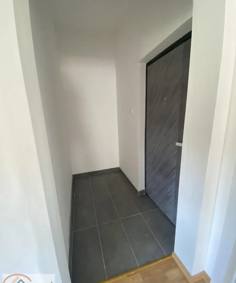 Prodaja, četvorosoban stan, 71m², Telep, Novi Sad Sve Podlokacije