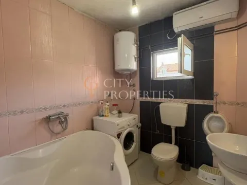 Prodaja, kuća, 178m², Stari Aerodrom, Podgorica - image 10