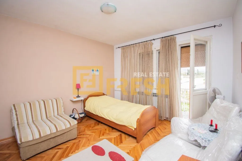 Prodaja, kuća, 120m², Gornja Gorica, Podgorica