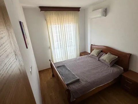 Izdavanje, dvosoban stan, 64m², City Kvart, Podgorica - image 9