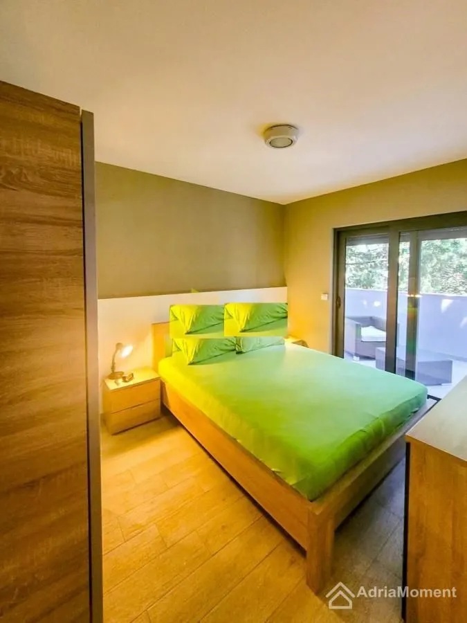 Sale, house, 175m², Utjeha, Bar