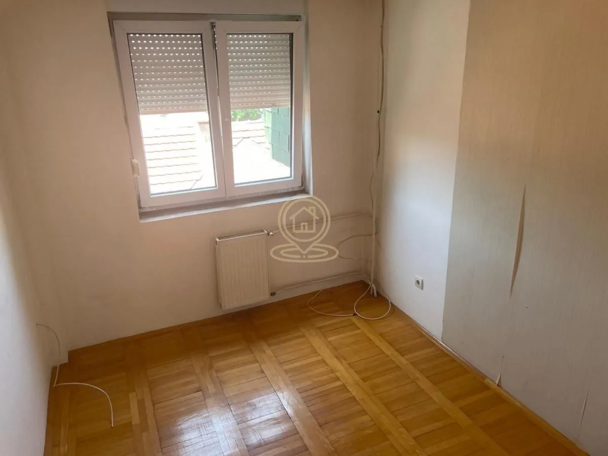 Prodaja, četvorosoban stan, 108m², Palilula, Niš