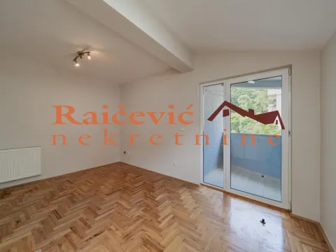 Prodaja, jednosoban stan, 31m², Rakovica, Beograd - image 7