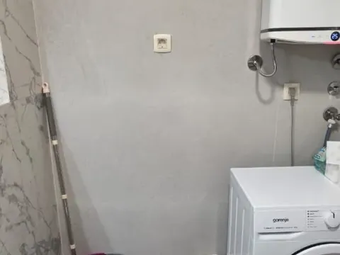 Rent, one bedroom apartment, 50m², Donja Lastva, Tivat - image 10