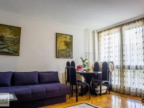 Stan in Voždovac Sve Podlokacije