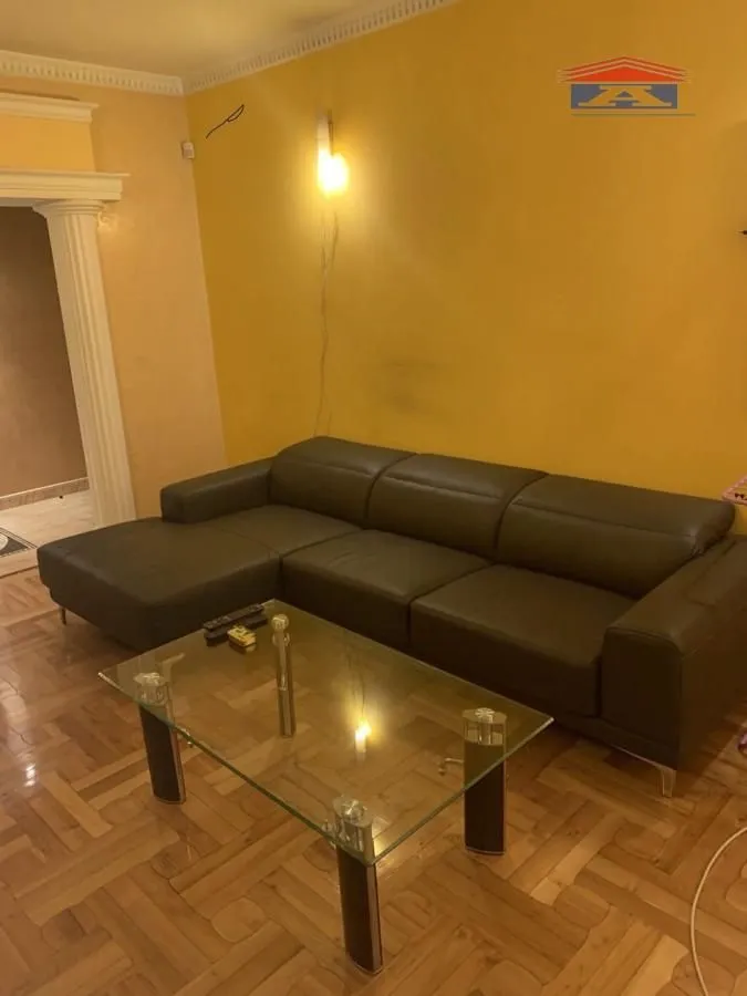 Izdavanje, dvosoban stan, 64m², Centar, Novi Sad