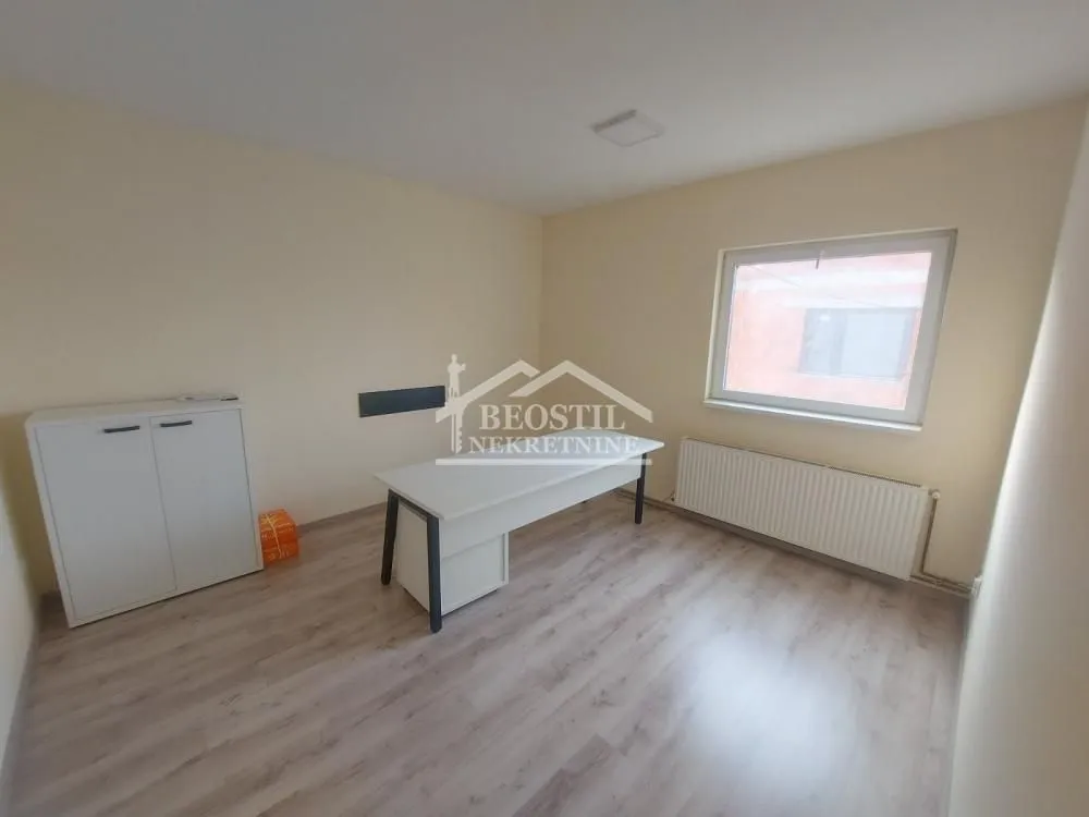 Izdavanje, poslovni prostor, 650m², Centar, Smederevo
