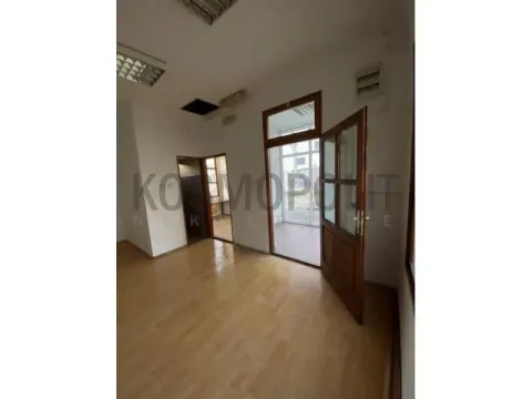 Izdavanje, poslovni prostor, 400m², Leštane, Grocka - image 5