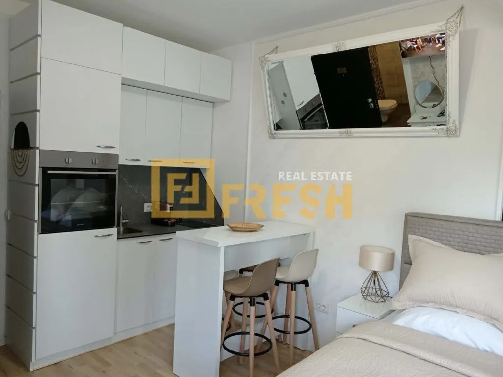 Prodaja, garsonjera, 27m², Ulcinj, Crna Gora