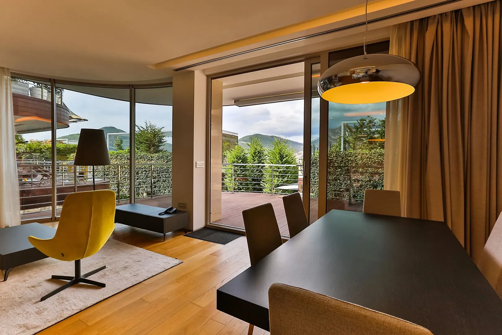 Prodaja, dvosoban stan, 160m², Boreti, Budva