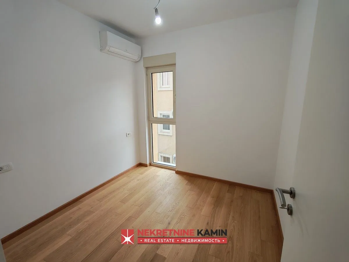 Prodaja, dvosoban stan, 65m², Centar, Budva