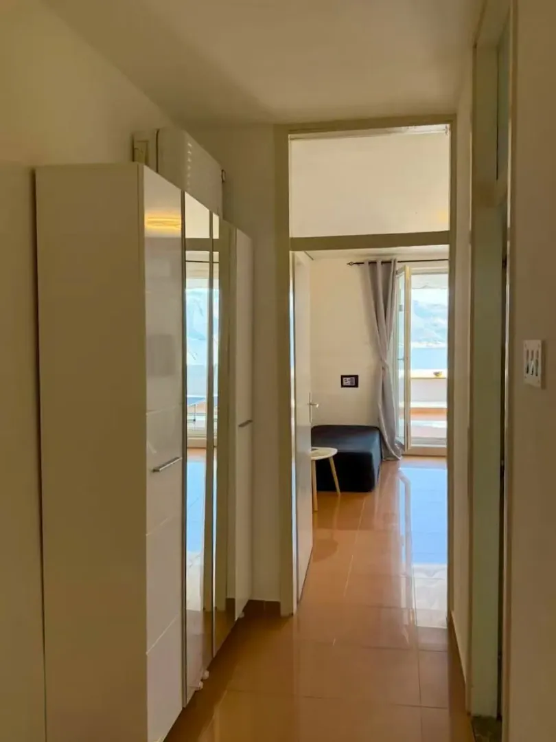 Prodaja, jednosoban stan, 39m², Krašići, Tivat