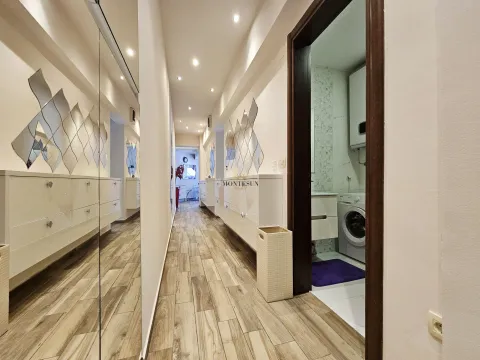 Rent, two bedroom apartment, 68m², Centar, Budva - image 4