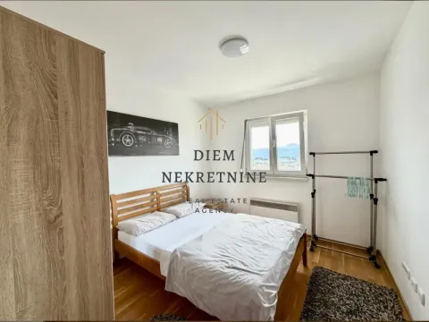 Rent, two bedroom apartment, 70m², Centar, Bar - image 7