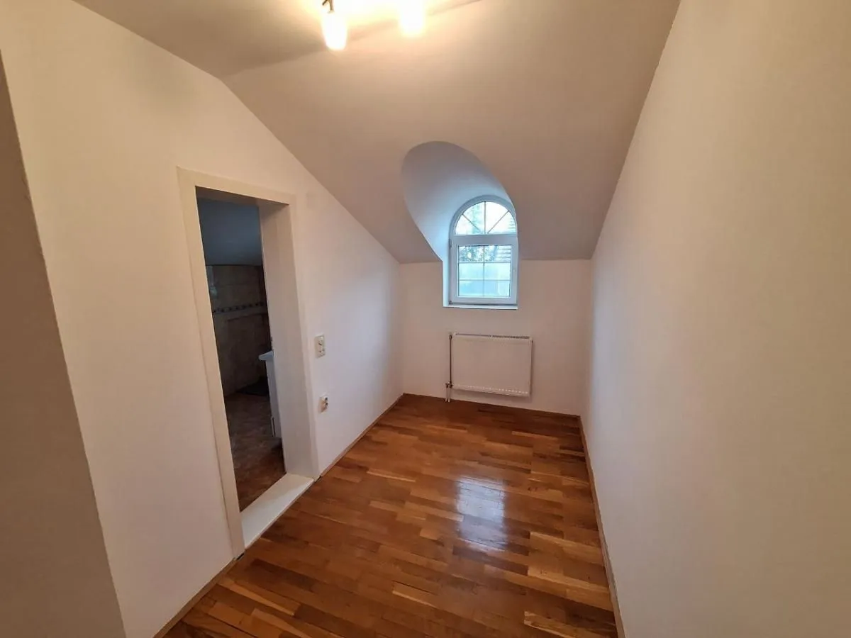 Sale, house, 338m², Tatarsko brdo, Petrovaradin